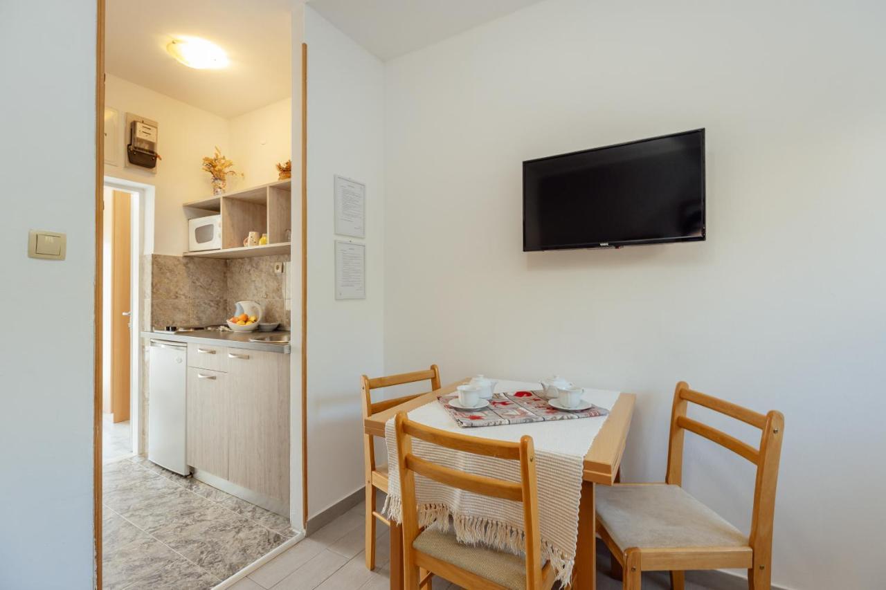 Apartmani Vico Χέρτσεγκ Νόβι Εξωτερικό φωτογραφία